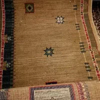 راهرویی قشقایی یک درچهار کرم هشتاد در چهار|فرش|اهواز, بهارستان|دیوار