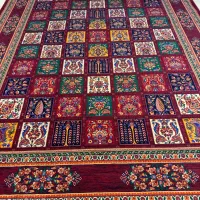 فرش نفیس ایرانی با طرح شبکهای