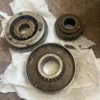 دنده ۵ و تقسیم دهنده آهنی گیربکس پارس