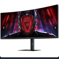 کیس و مانیتور به همراه کارتون