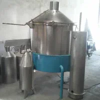 دیگ گلابگیری