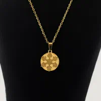 نیم ست گردنبند و گوشواره طلایی (استیل رنگ ثابت)