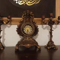 ساعت وشمعدان