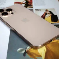 آیفون 16 پرومکس‌ Zaa بدون نقطه رنگ طلایی با ریجستر