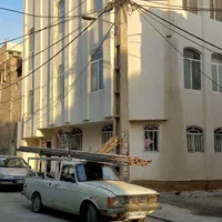 خانه ویلایی ۳ طبقه نبش کوچه