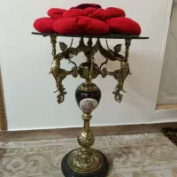 میز گرد سرمه ای