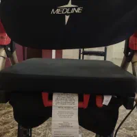 واکر چرخ دار صندلی دار MEDLINE