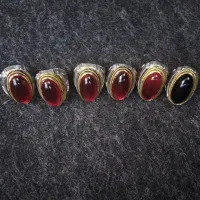 انگشتر جنسش نمیدونیم چیه