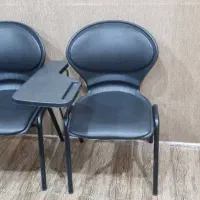 صندلی دانشجویی