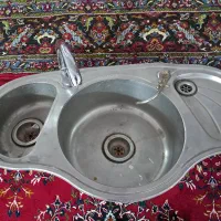 سینک ظرفشویی همراه با شیر الات