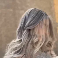 استخدام ارایشگر خانم حرفه ای مسلط به همه امور