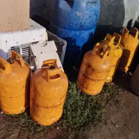 چن عدد کپسول پرسی و نیک گاز و ایران گاز همگی سالم|اجاق گاز و لوازم برقی پخت‌وپز|کرمانشاه, |دیوار