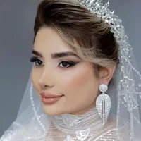 میکاپ و شنیون اقتصادی عروس در سالن زیبایی شانلی