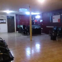 انگلیسی و آلمانی و ترکی و ایتالیایی و اسپانیایی