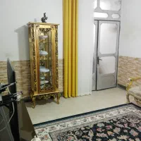 بوفه ومیز  تی وی طلایی.بسیار تمیز