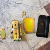 نصب جک ،قفل کله گاوی،قفل شیشه به شیشه ،آرام بند|خدمات پیشه و مهارت|تهران, تهرانپارس شرقی|دیوار