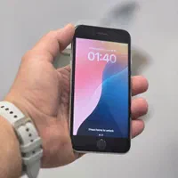 اپل iPhone SE (2020) پک اصلی بشرط سلامت از همه نظر|موبایل|رشت, لاکانی|دیوار