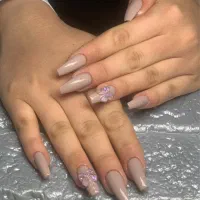 وسایل با کاشت ناخن ۳۵۰|آرایشی، بهداشتی، درمانی|قم, شهرک قدس|دیوار