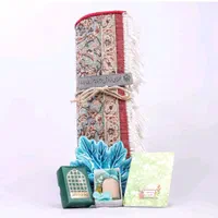 سجاده (قطعه ای از فرش حرم امام رضا (ع)) خاص و زیبا|فرش|مشهد, شهید مطهری|دیوار