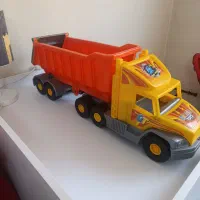 ماشین و سه چرخه دلیجان