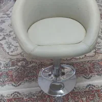 دو عدد صندلی اوپن|صندلی و نیمکت|بندر انزلی, موج شکن|دیوار