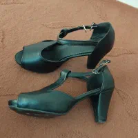 تعدادی کفش ونیم بوت درحدنو|کیف، کفش، کمربند|زنجان, |دیوار