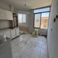 آپارتمان ۹۵متر/۸واحدی /سند ۶دانگ