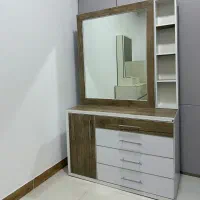 میز آرایشMDFکشوها کاملا سالم بدون خط و خش