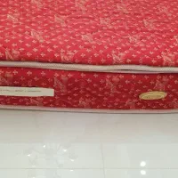 تشک تخت برند رویال|تشک تختخواب|رشت, معلم|دیوار