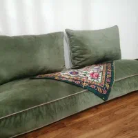 پشتی و زیر انداز شاه نشین