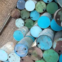 بشکه فلزی|مصالح و تجهیزات ساختمان|اهواز, بازار آهن|دیوار