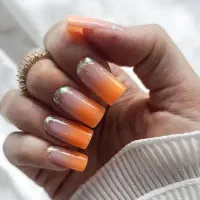 خدمات تخصصی ناخن با بهترین مواد|خدمات آرایشگری و زیبایی|بم, |دیوار