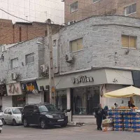 فروش واحد تجاری در خیابان امام