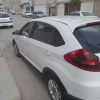 امویام 315 هاچبک اسپرت لاکچری، مدل ۱۳۹۶