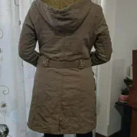 تعدادی لباس زمستانه در حد نو