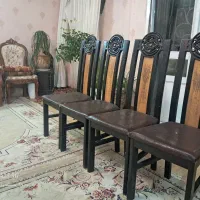 ۴ تا صندلی