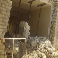 تخریب ساختمان کلی و جزئی گرد برد هم دارم
