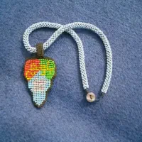 فروش گردن بند ( زندان باف )