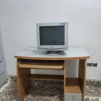 میز کامپیوتر و تحریر سالم