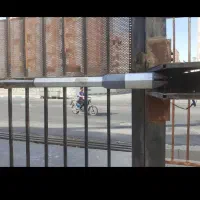 تعمیر جک درب پارکینگ و کرکره برقی