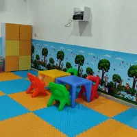 اجاره روزانه دفتر کار ۸۲ متری در کوی مهر|اجارهٔ کوتاه‌مدت دفتر کار و فضای آموزشی|رشت, کوی مهر|دیوار