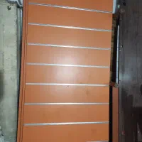 رگال و ویترین مغازه