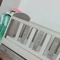 تخت کودک و نوزاد