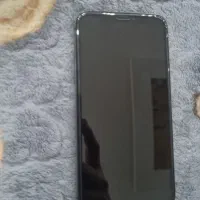 ایفون XS