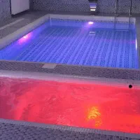 اجاره-باغ-ویلا-درملک-ابادروبروی-پارک-کروکدیل