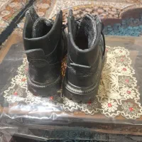 یک نیم پوت ودوتا شلوار پارچه ای