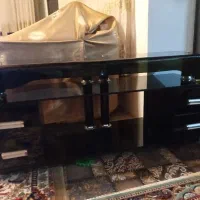 میز تلویزیون شیشه ای کاملا نو