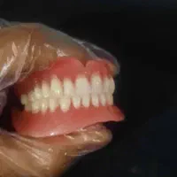 دندان مصنوعی در محل شما با کیفیت تضمینی|خدمات آرایشگری و زیبایی|هشتگرد, شهرک ریحانه|دیوار