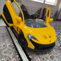 ماشین شارژی طرح مکلارن با رنگ خاص