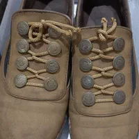 کفش های پاشنه بلند مجلسی|کیف، کفش، کمربند|رشت, امین الضرب|دیوار